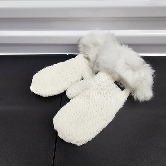 Surell Handmade Starfish Knit Mittens with Faux Fur Trim - Picture 1 of 3